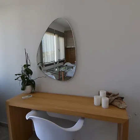 Agrilia Apartment Fira (Santorini)